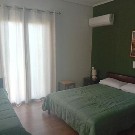 Hotel Διεθνές Захаро Екстер'єр фото